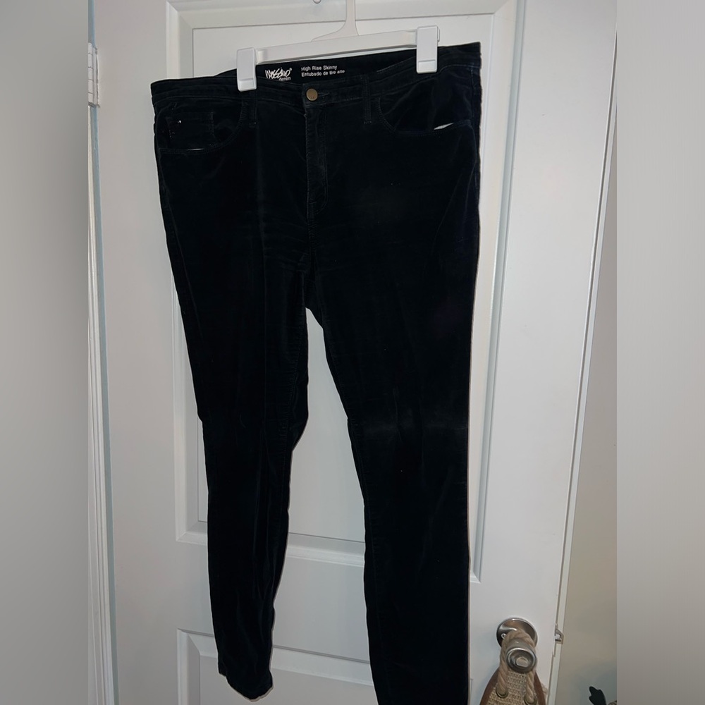 Target Mossimo High Rise Super Stretch Velvet Skinny Pants 🖤